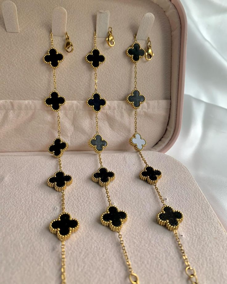 Eclipse Clover Bracelet